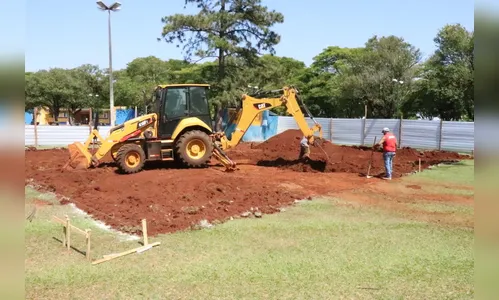 Praça da Saudade vai receber quadra de areia e novos parques infantis