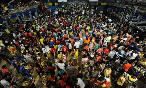 Rio libera quadras de escolas de samba a partir de novembro