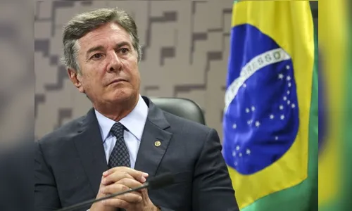 Collor é alvo de operação da PF por suposto crime em obras no Paraná