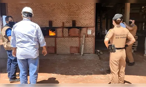 Polícia Militar incinera drogas apreendidas com usuários