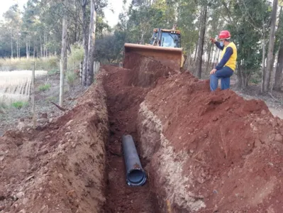 Construção de nova adutora de interligação do poço