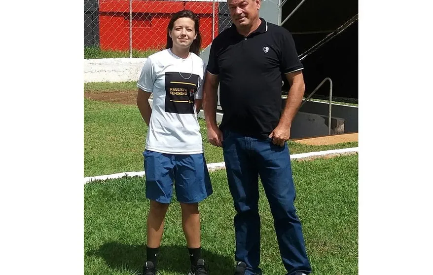 Atacante do Corinthians visita familiares e amigos em Apucarana