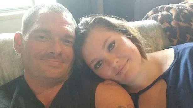 Pai e filha são presos após se casarem nos Estados Unidos
