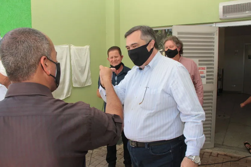 Secretário de Saúde entrega obras em Munhoz de Mello