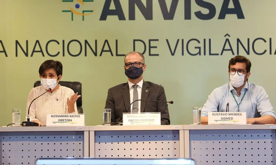 Anvisa mantém suspensão de testes da CoronaVac no país