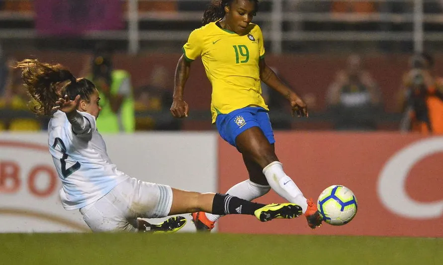 Amistosos de seleções femininas de Brasil e Argentina são adiados