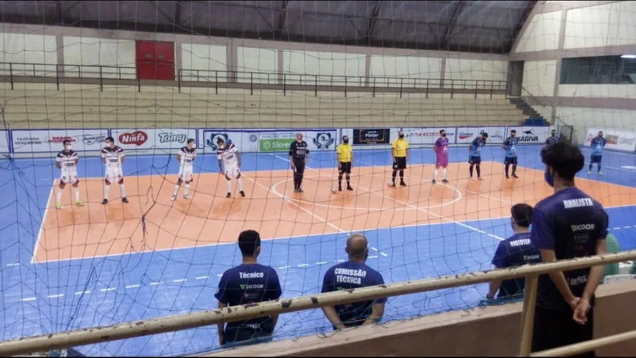 Apucarana Futsal sofre primeira derrota no campeonato