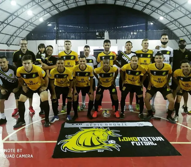 Times de futsal de Apucarana buscam classificação para a semifinal