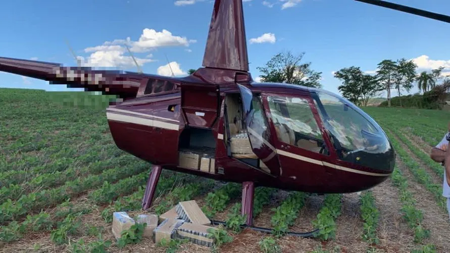 Helicóptero lotado de cocaína é apreendido no Paraná