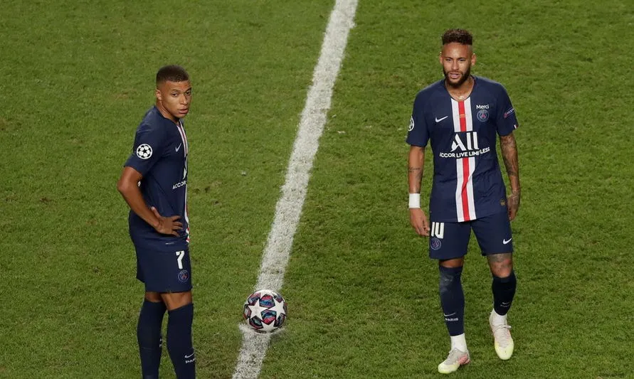 Desfalcado, PSG conta com gols de Neymar e Mbappe na Liga dos Campeões