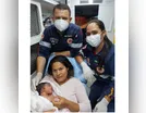A caminho de hospital, grávida dá à luz dentro de ambulância do Samu