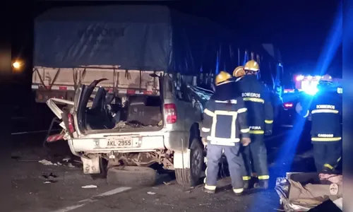 Acidente deixa quatro mortos e um ferido grave na BR-277, no Paraná