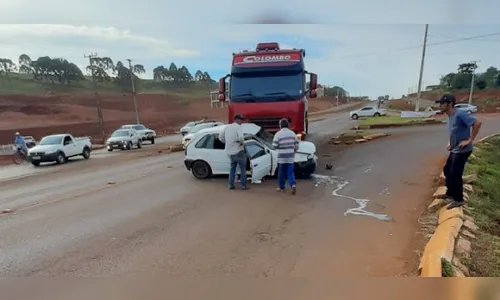 Idoso morre em acidente entre carreta e carro no Trevo de Pitanga