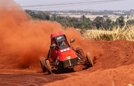 Campeonato Paranaense de kart cross acontece em Apucarana