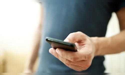 Homem furta celular de funcionário de mercearia em Ivaiporã