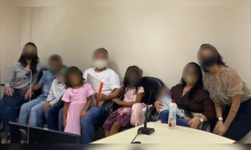 Casal do interior do Paraná adota cinco irmãos