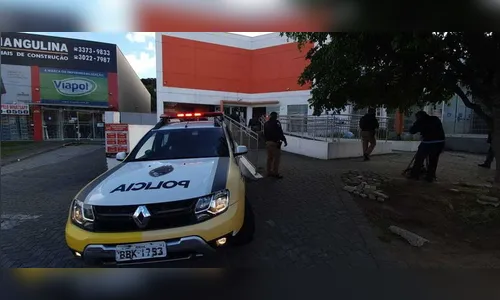 Homem é encontrado sem vida dentro de agência bancária