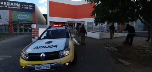 Homem é encontrado sem vida dentro de agência bancária