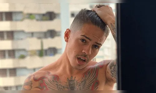 Record barra carro de som enviado para Biel