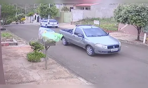 Assaltantes se passam por PMs após roubo para evitar prisão