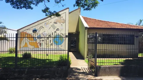 Departamento de Cultura fica anexo à biblioteca municipal