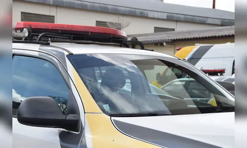 Homem não obedece medida protetiva e morde a mão da ex-exposa