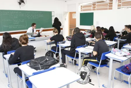 Educação quer saber o que alunos pensam sobre o Ensino Médio