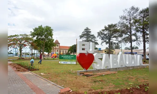 Revitalização da Praça da Matriz ganha portal em homenagem à cidade