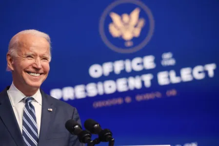 Casa Branca ignora vitória de Biden e prepara orçamento para 2021