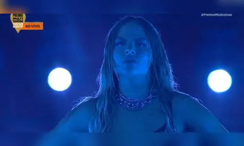 Luísa Sonsa pede justiça por Mariana Ferrer durante prêmio na Multshow