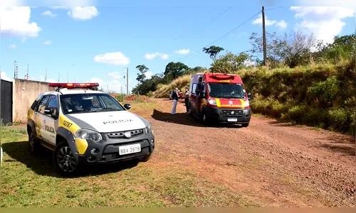 Incêndio em motel mobiliza bombeiros; um homem ficou ferido