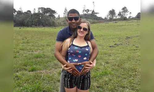 Gestante de 8 meses morre após levar choque dentro de casa