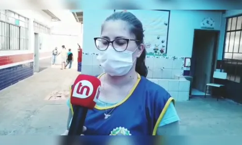 Escola Matheus Leme tem votação tranquila em Apucarana; assista