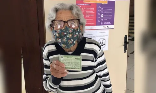 Eleitora de 108 anos vai às urnas no Paraná