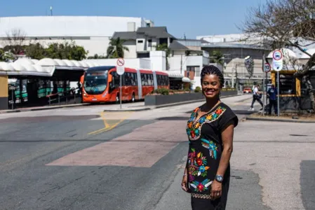 Carol Dartora será a primeira vereadora negra da história de Curitiba