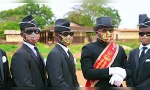 Meme do caixão: “use máscara ou venha dançar com a gente”, diz líder; Vídeo