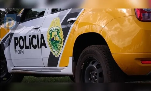 Homem faz pedido em açougue de mercado e depois rouba o local