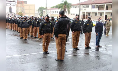 Polícia Militar homenageia a Bandeira Nacional em todo Estado