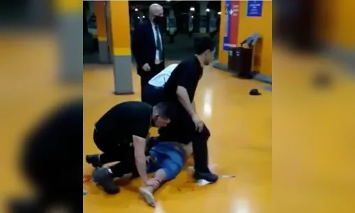 Corpo de João Beto, espancado até a morte, é enterrado neste sábado