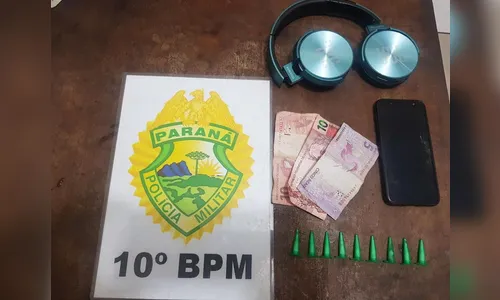 Jovem de 19 anos com passagens pela polícia é preso por tráfico de drogas