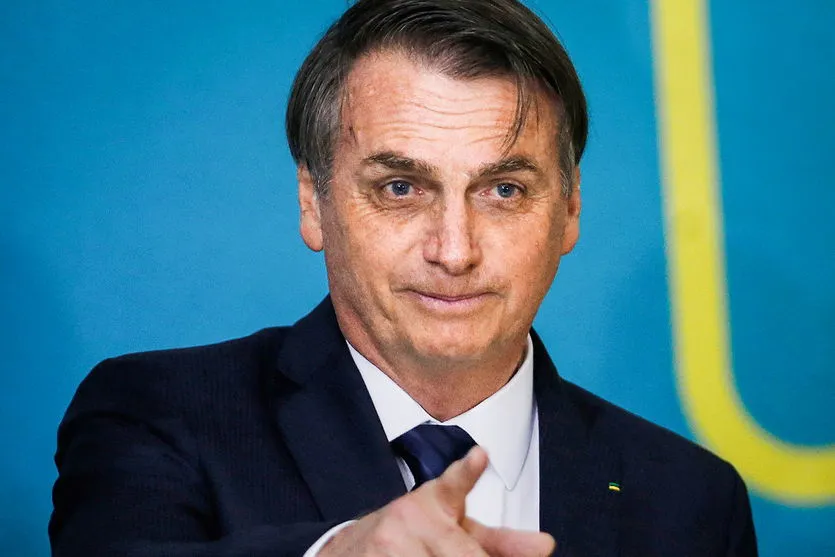 Aprovação do presidente Bolsonaro cai no período eleitoral