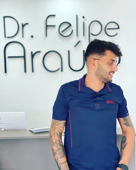 Dentista e influenciador Felipe Araújo faz sucesso em todo Brasil