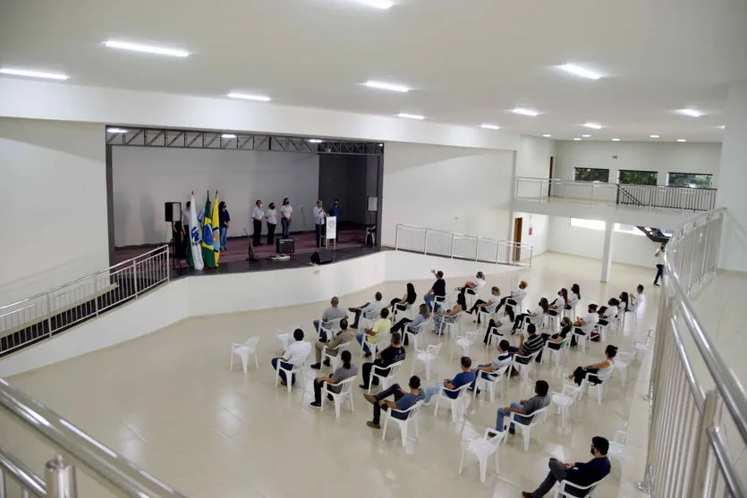 O novo espaço cultural tem mezanino, palco, camarins, sala de administração e banheiros