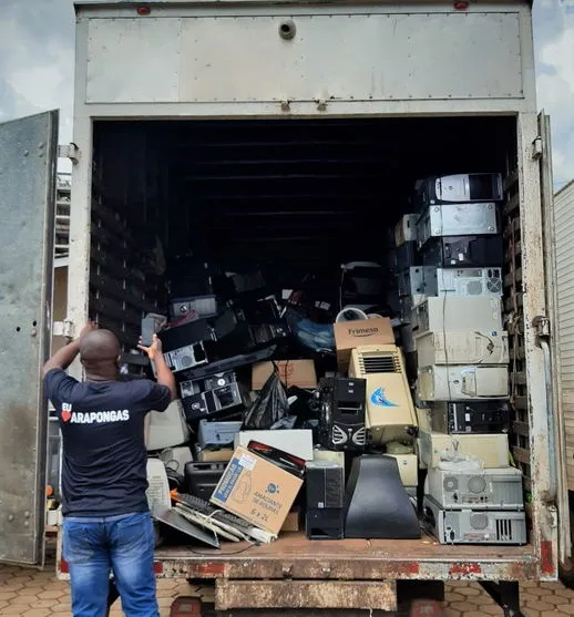 Último bota-fora do ano recolhe 7.550 kg de lixo eletrônico