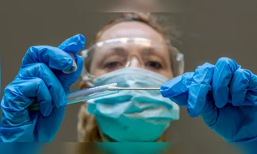 Paraná confirma mais 1.294 casos positivos e 32 mortes pela Covid-19