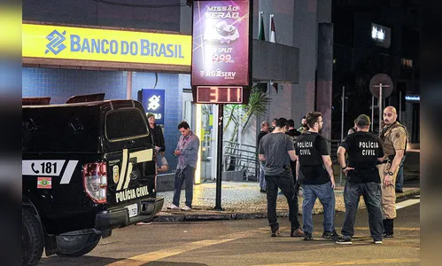 Criminosos assaltam bancos em Criciúma, fazem reféns e deixam cidade sitiada