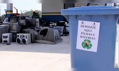 Arapongas realiza ação de recolhimento de lixo eletrônico e doações de brinquedos