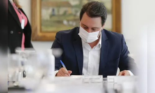 Paraná decreta toque de recolher para conter avanço da covid-19