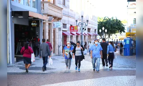 Cidades de Santa Catarina terão toque de recolher durante duas semanas