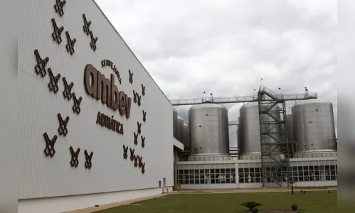 Cervejaria Ambev abre vagas para estágio e aprendiz